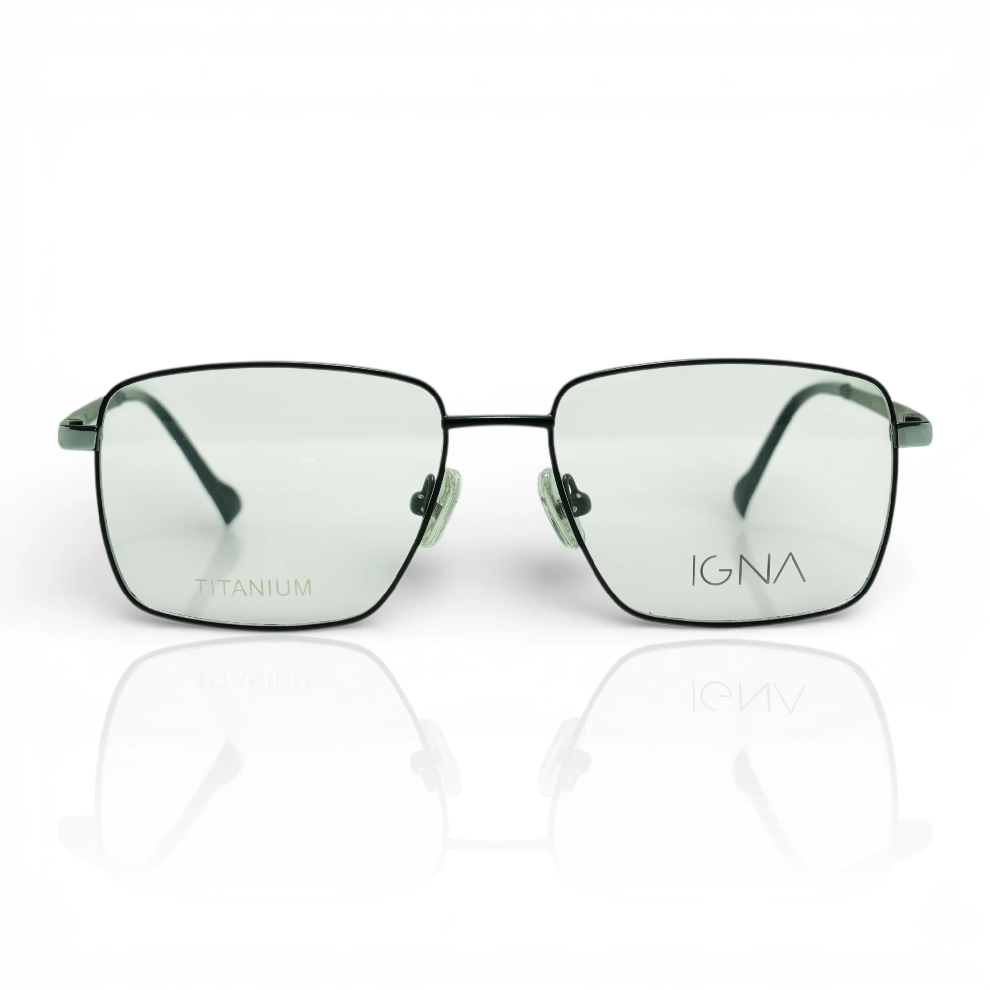 HHH 8073
